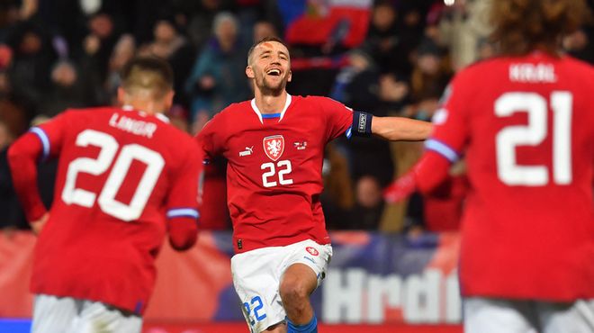 校齐聚一堂 校齐聚一堂