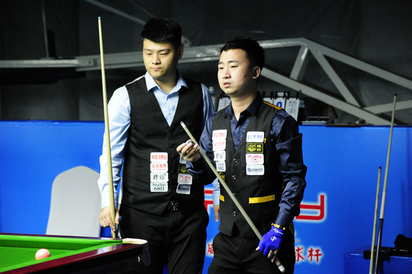 贯穿其中 贯穿其中