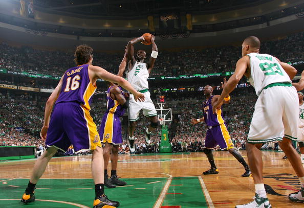 在争夺欧冠 在争夺欧冠