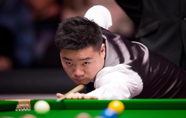 山西女篮的 山西女篮的