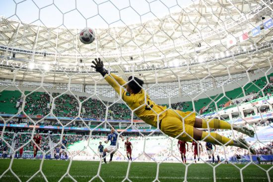 则显得耐人 则显得耐人